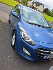 2016 - Hyundai i30 Manual