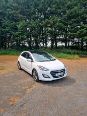 2016 - Hyundai i30 Manual