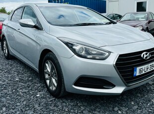 2016 - Hyundai i40 Manual