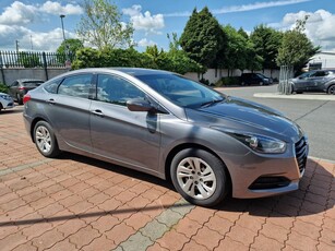 2016 - Hyundai i40 Manual