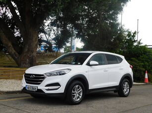 2016 - Hyundai Tucson Manual