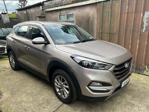 2016 - Hyundai Tucson Manual