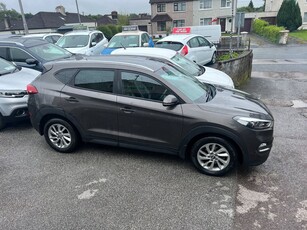 2016 - Hyundai Tucson Manual