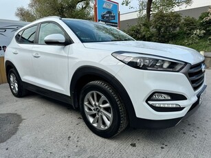 2016 - Hyundai Tucson Manual