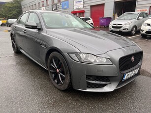 2016 - Jaguar XF Manual