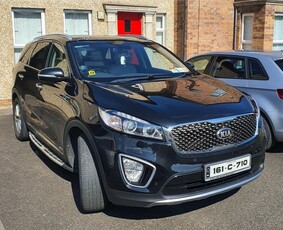 2016 - Kia Sorento Manual