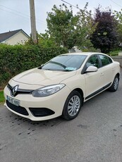 2016 - Renault Fluence Manual