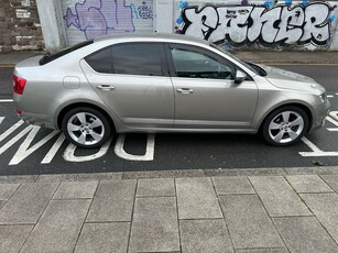 2016 - Skoda Octavia Manual