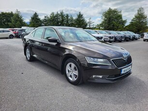 2016 - Skoda Superb Manual