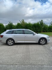 2016 - Skoda Superb Manual