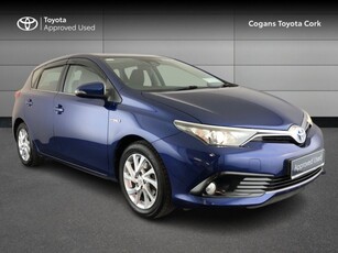 2016 - Toyota Auris Automatic