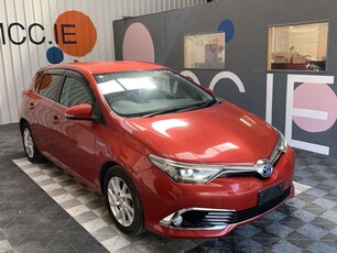 2016 - Toyota Auris Automatic