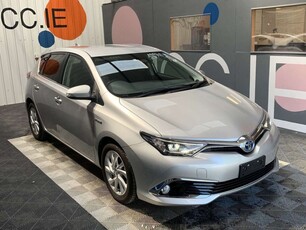 2016 - Toyota Auris Automatic