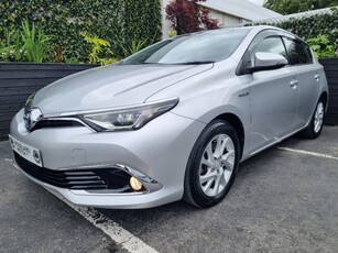 2016 - Toyota Auris Automatic