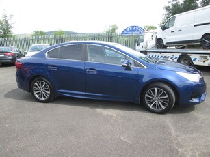 2016 - Toyota Avensis Manual