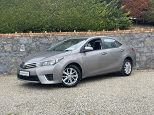 2016 - Toyota Corolla Manual