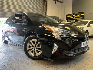 2016 - Toyota Prius Automatic