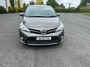 2016 - Toyota Verso Manual