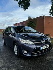 2016 - Toyota Verso Manual