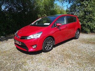 2016 - Toyota Verso Manual