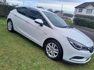 2016 - Vauxhall Astra ---