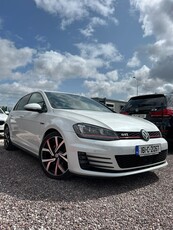 2016 - Volkswagen Golf Automatic