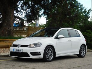 2016 - Volkswagen Golf Manual