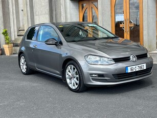 2016 - Volkswagen Golf Manual