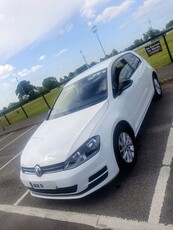 2016 - Volkswagen Golf Manual