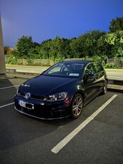 2016 - Volkswagen Golf Manual