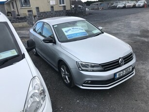 2016 - Volkswagen Jetta Manual