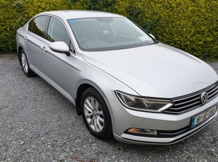 2016 - Volkswagen Passat Manual