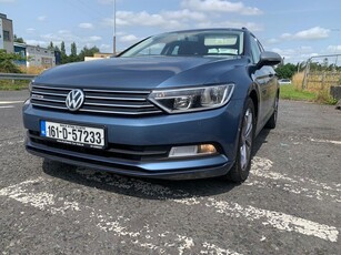 2016 - Volkswagen Passat Manual