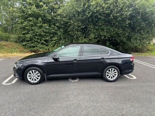 2016 - Volkswagen Passat Manual