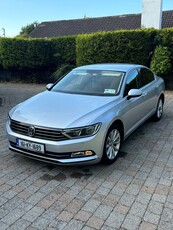 2016 - Volkswagen Passat Manual