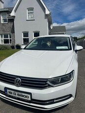 2016 - Volkswagen Passat Manual