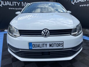 2016 - Volkswagen Polo Automatic