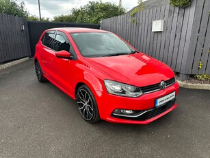 2016 - Volkswagen Polo Automatic