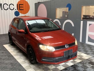 2016 - Volkswagen Polo Automatic