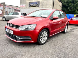 2016 - Volkswagen Polo Automatic