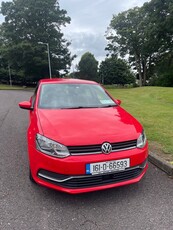 2016 - Volkswagen Polo Automatic