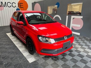 2016 - Volkswagen Polo Automatic