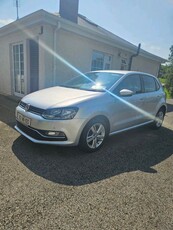 2016 - Volkswagen Polo Manual