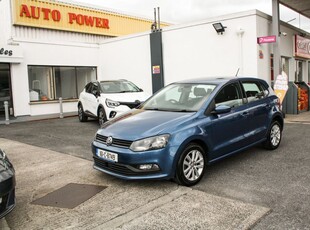 2016 - Volkswagen Polo Manual