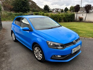 2016 - Volkswagen Polo Manual