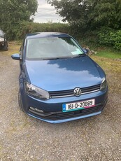 2016 - Volkswagen Polo Manual