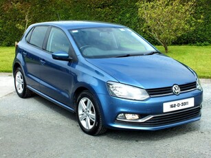 2016 - Volkswagen Polo Manual