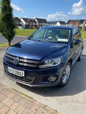 2016 - Volkswagen Tiguan Manual