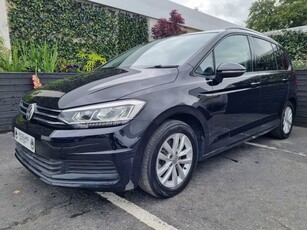 2016 - Volkswagen Touran Automatic