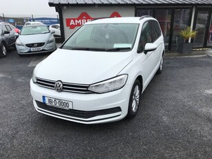 2016 - Volkswagen Touran Automatic